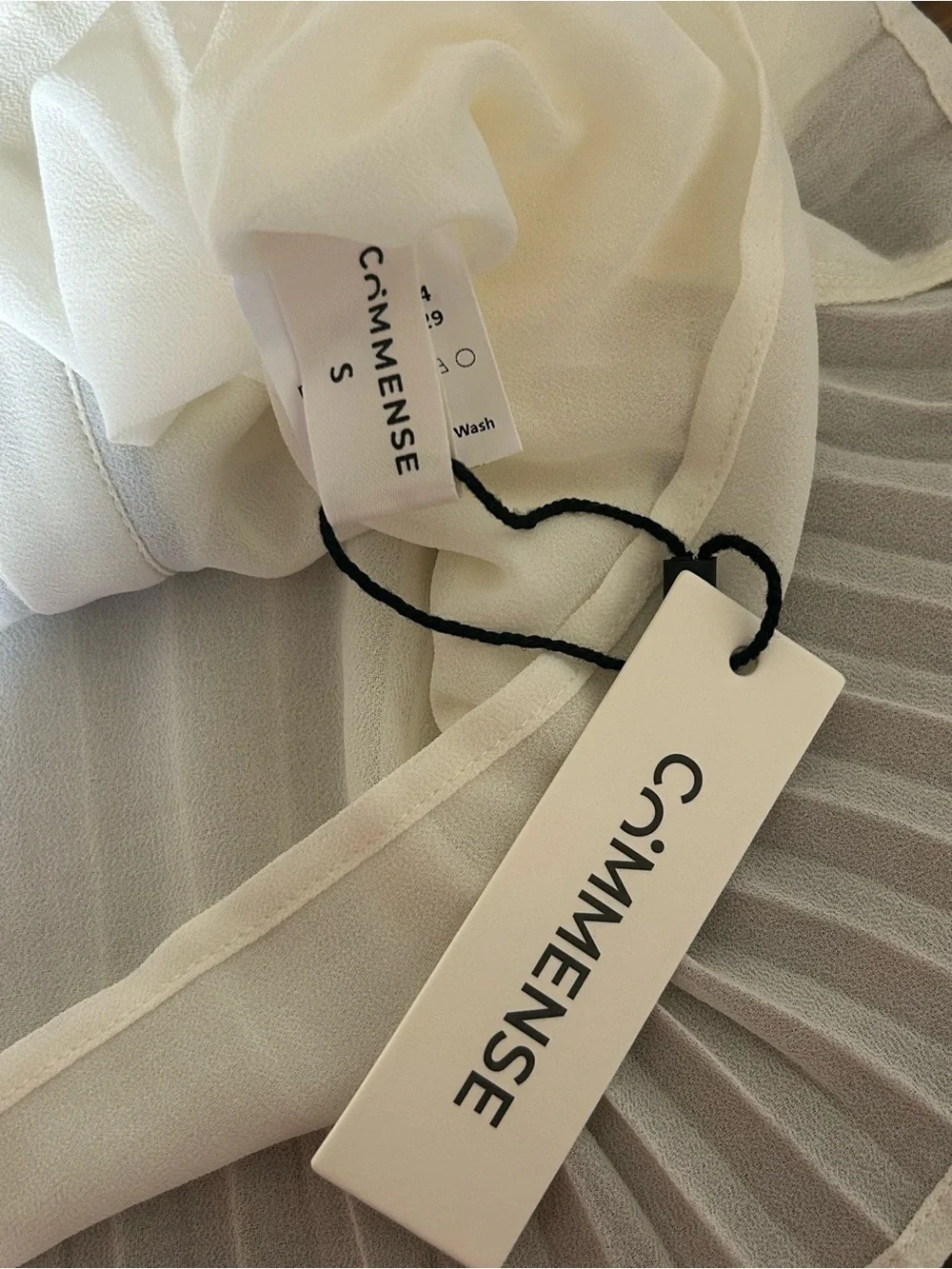 NWT Contrast Trim Pleated Top & Maxi Skirt Matching Set Small